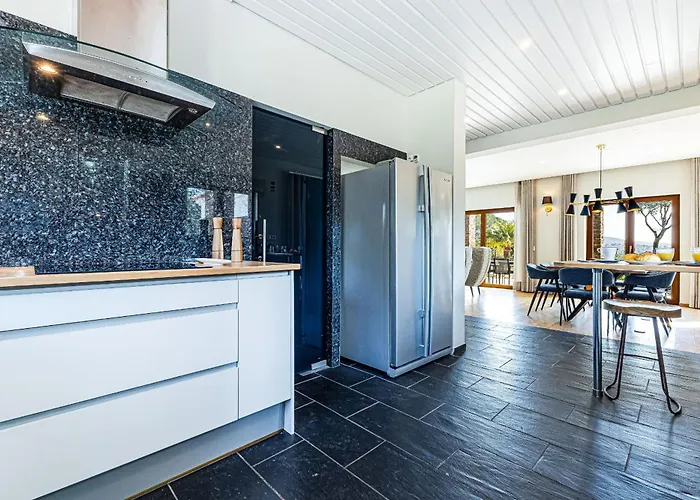 Casa Corsino By Algarve Golden Marmelete